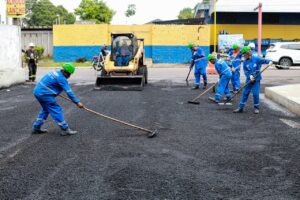 Imagem da notícia - Obras de recapeamento asfáltico avançam na área externa do Complexo Hospitalar Sul