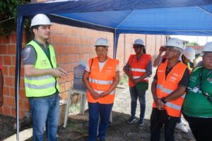 Imagem da notícia - Representantes do Grupo de Apoio Local visitam obras de rede de água do Prosai Parintins