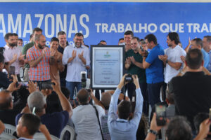 Imagem da notícia - Governador Wilson Lima inaugura ligação viária entre Distrito Industrial e o Centro de Manaus, que vai melhorar o tráfego na região