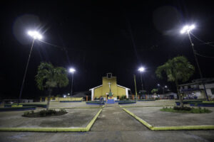 Imagem da notícia - Governador Wilson Lima inaugura iluminação pública de LED em Jutaí e Fonte Boa