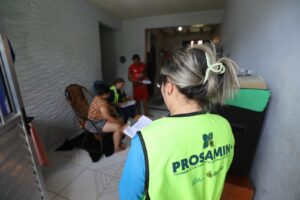 Imagem da notícia - UGPE avança no processo de regularização de imóveis dos parques residenciais antigos do Prosamin+