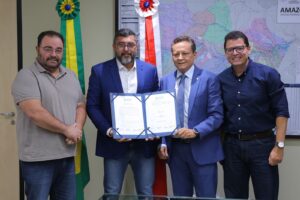 Imagem da notícia - Governador Wilson Lima assina ordem de serviço para recuperação viária em Boca do Acre
