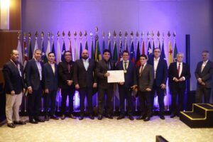 Imagem da notícia - Governo do Amazonas recebe reconhecimento pela promoção de políticas habitacionais no estado