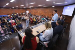 Imagem da notícia - Servidores da Sedurb e UGPE homenageam o secretário Marcellus Campêlo pelos 10 anos à frente da pasta