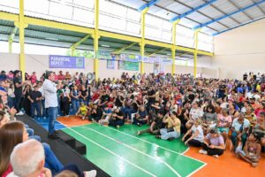 Imagem da notícia - Vice-governador Tadeu de Souza acompanha 34º Governo Presente e reforça presença contínua do Estado nos bairros