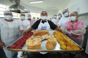 Imagem da notícia - Prosamin+: Parceria entre UGPE e Seas garante curso de Padaria Artesanal a beneficiárias do programa